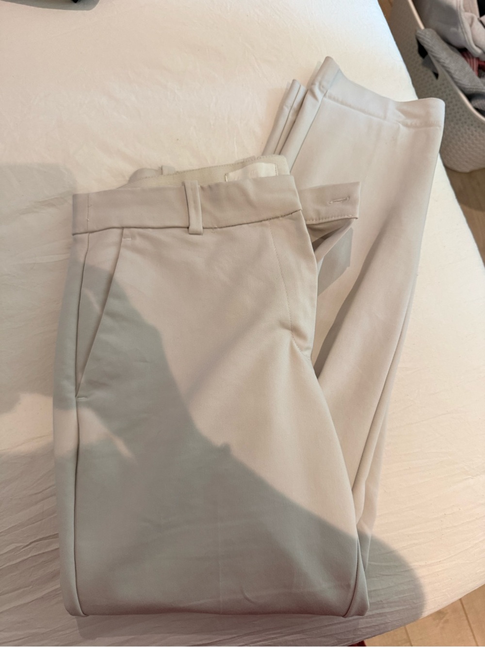 H&M Women’s dress pants in Light Beige